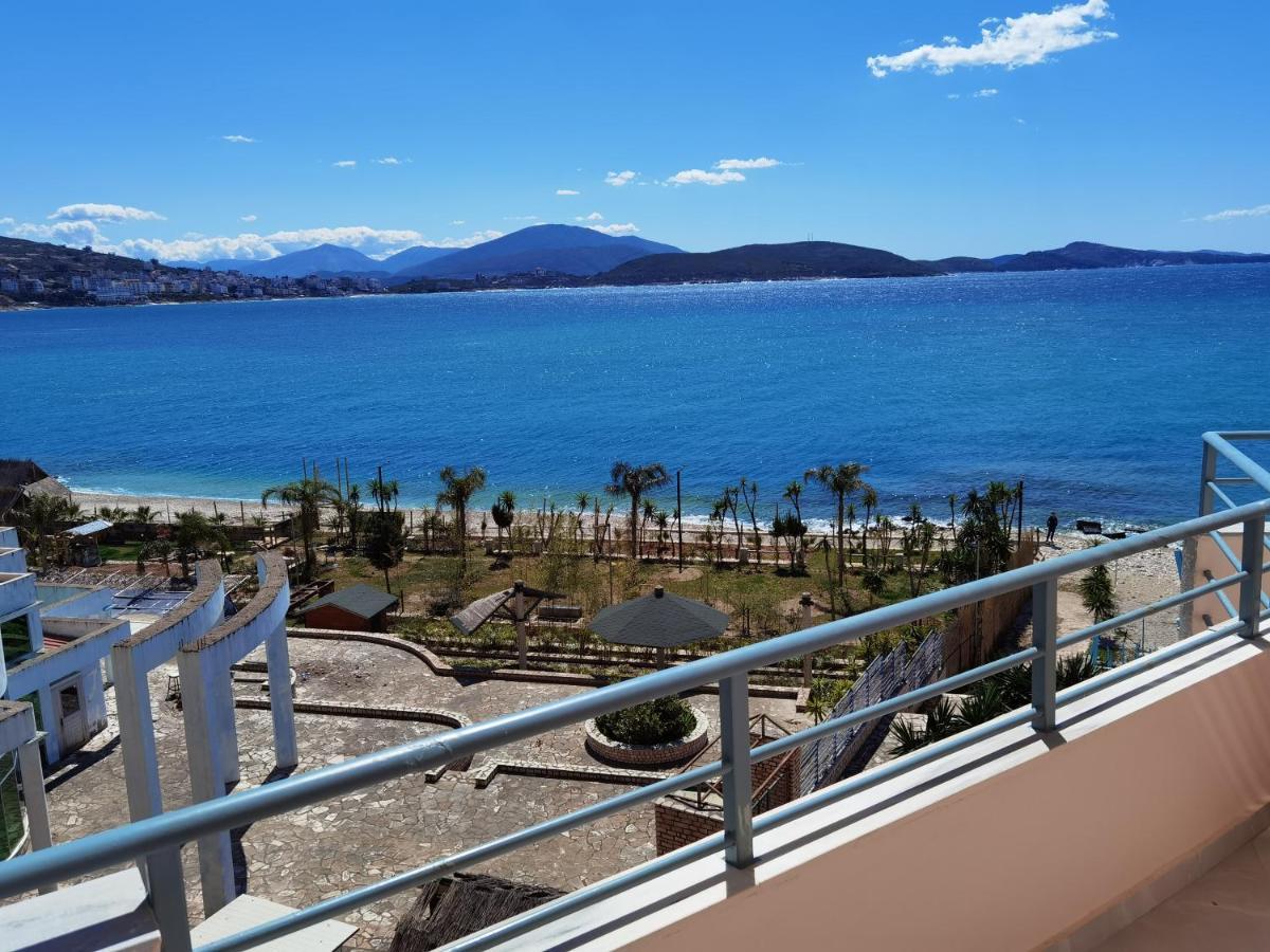 Aria Seaview Apartments Sarande Bagian luar foto