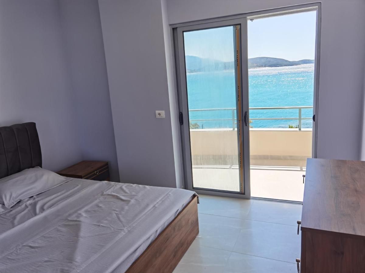 Aria Seaview Apartments Sarande Bagian luar foto