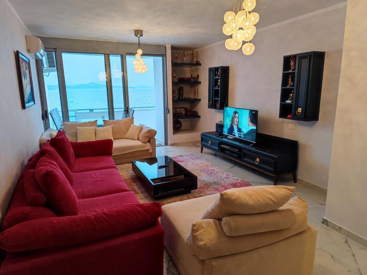 Aria Seaview Apartments Sarande Bagian luar foto