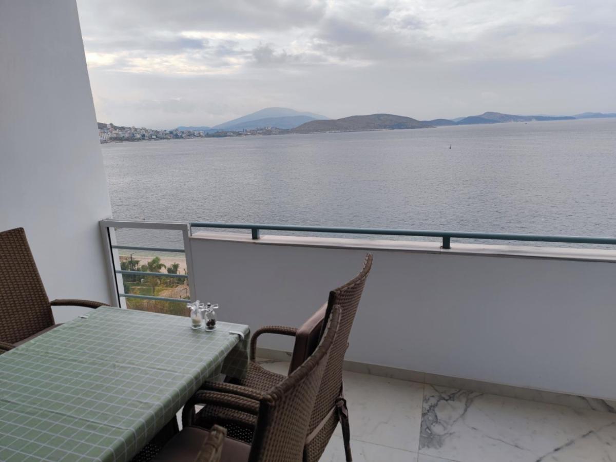 Aria Seaview Apartments Sarande Bagian luar foto