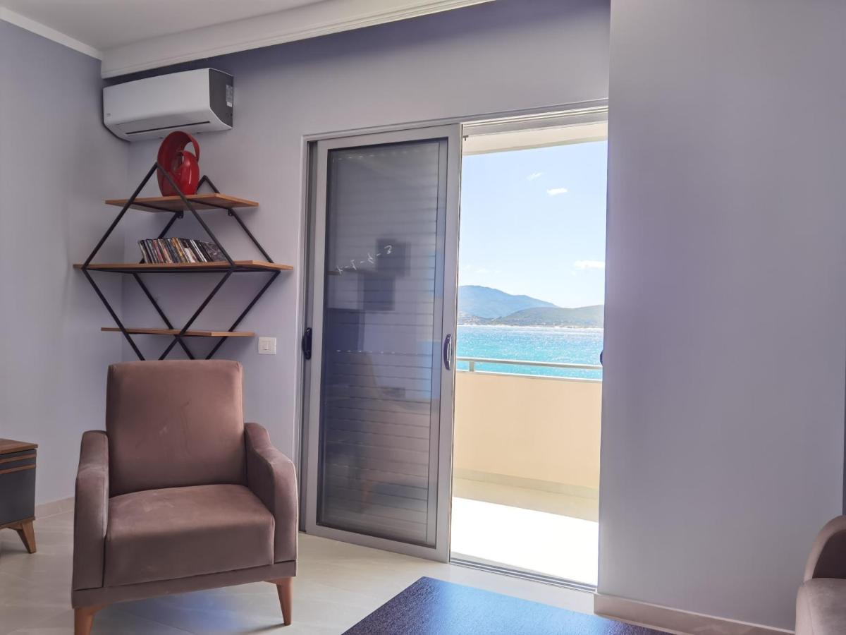 Aria Seaview Apartments Sarande Bagian luar foto