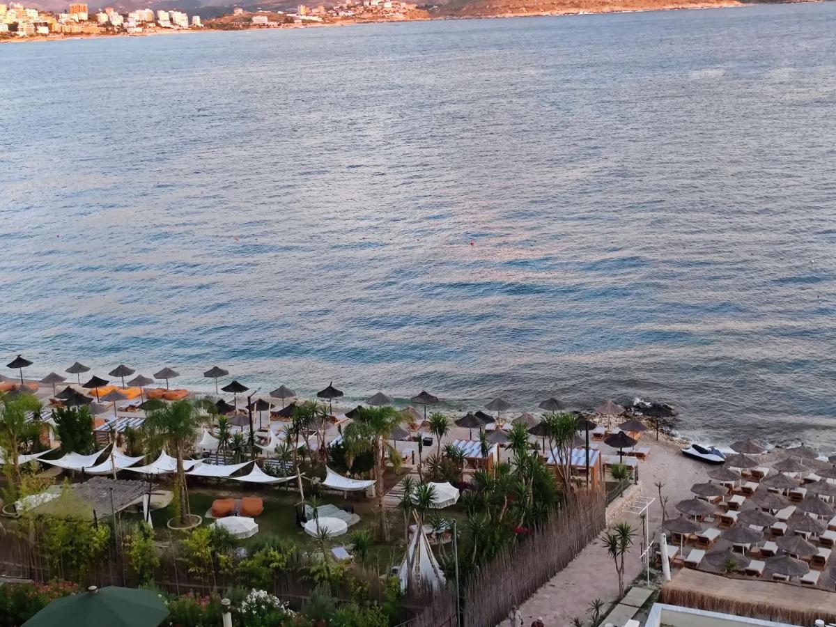 Aria Seaview Apartments Sarande Bagian luar foto